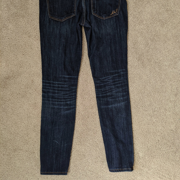 Express Mid Rise Legging - Picture 4 of 5